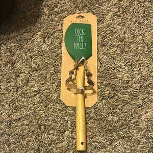 Rae Dunn Green Spatula with Tree Cookie Cutter